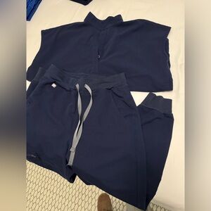 Navy figs set